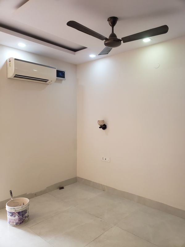 2 BHK Builder Floor For Rent in Janakpuri