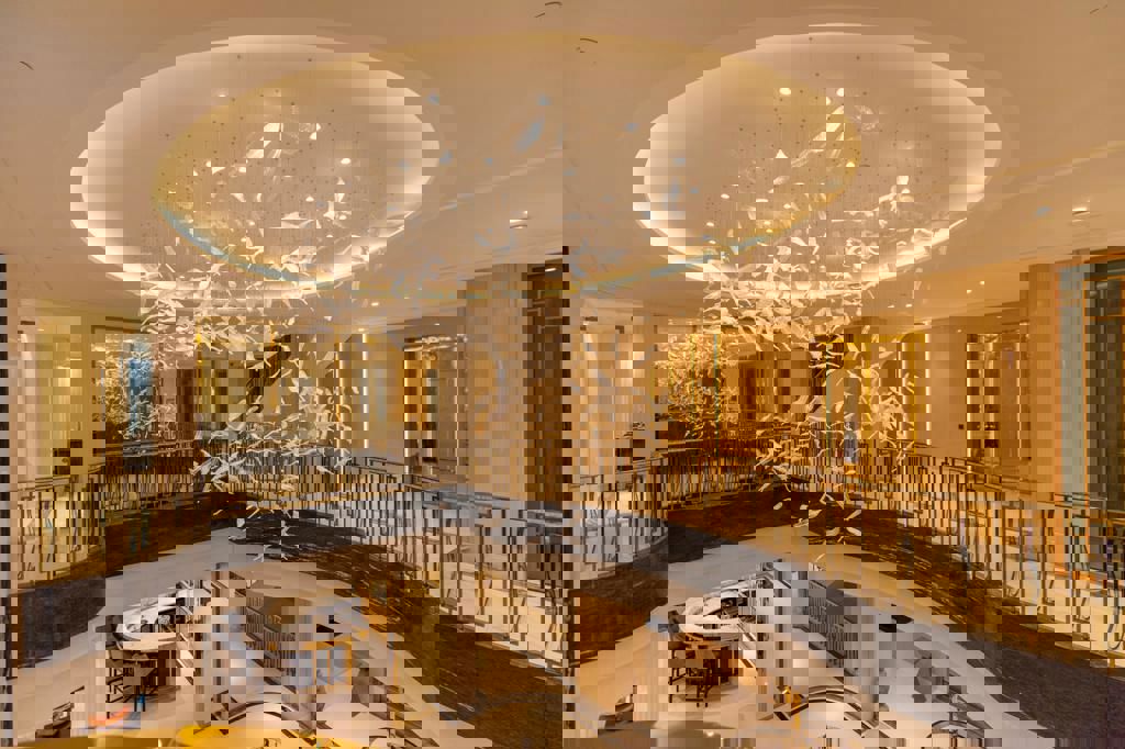 5 BHK + Servant Room Apartment For Rent in Ahuja Towers