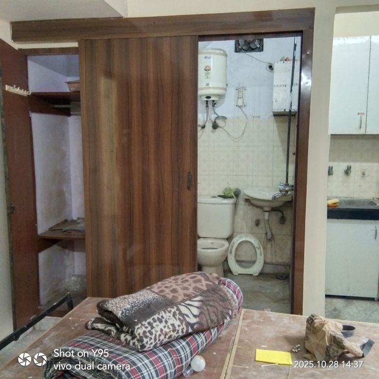 1 BHK Independent House For Rent in Khirki Extension