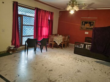 1 RK Independent House For Rent in Sector 2