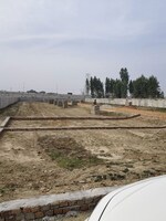 1000 Sq.Ft. Plot in Ahmamau
