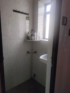 2 BHK + Pooja Room Apartment For Rent in Khar West