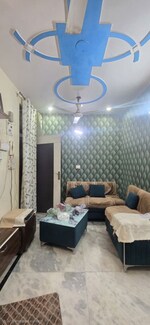 2 BHK + Extra Room 50 Sq.Yd. Builder Floor in Vishwas Park