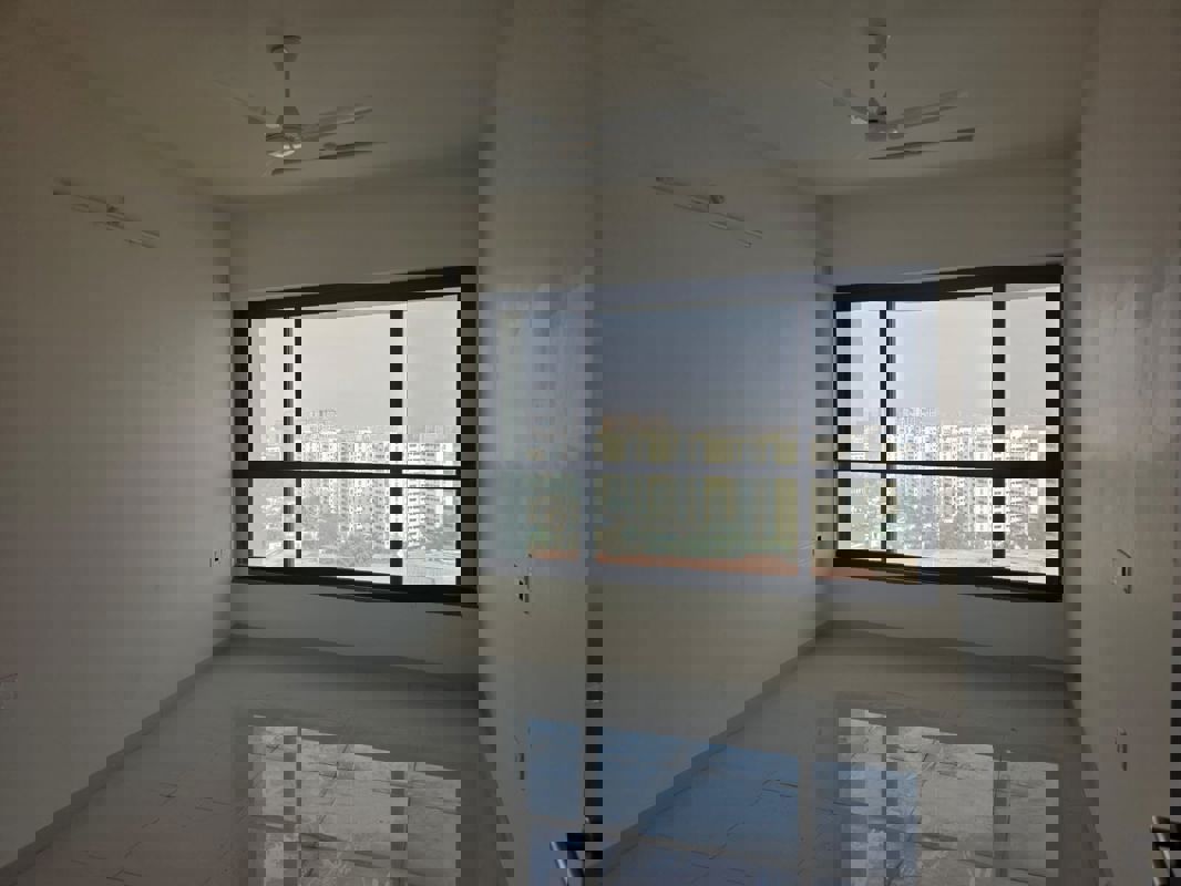 5 BHK + Study Room Apartment For Rent in Kalpataru Magnus