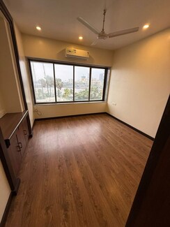 3 BHK + Pooja Room Apartment For Rent in Bandra West