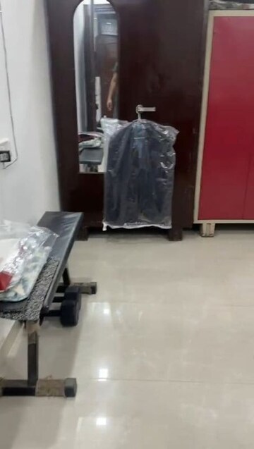 Parking in 1 BHK Builder Floor at Lajpat Nagar 4 – for Rent