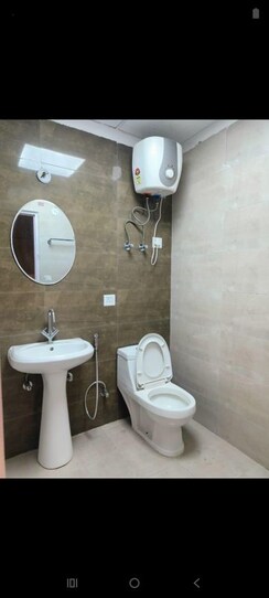 2 BHK + Pooja Room Apartment For Rent in Elite Golf Green