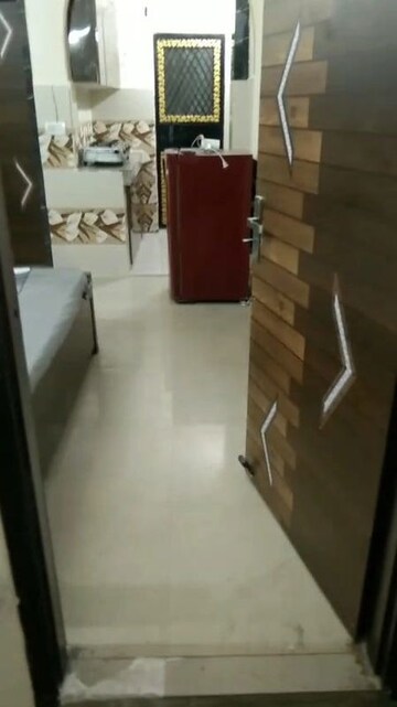 1 RK Builder Floor For Rent in Lajpat Nagar 4