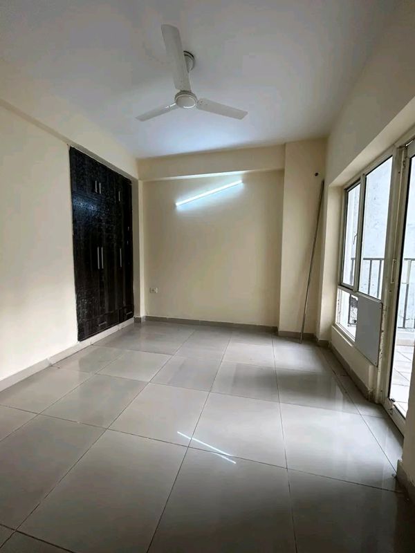 2 BHK + Servant Room Builder Floor For Rent in Chattarpur