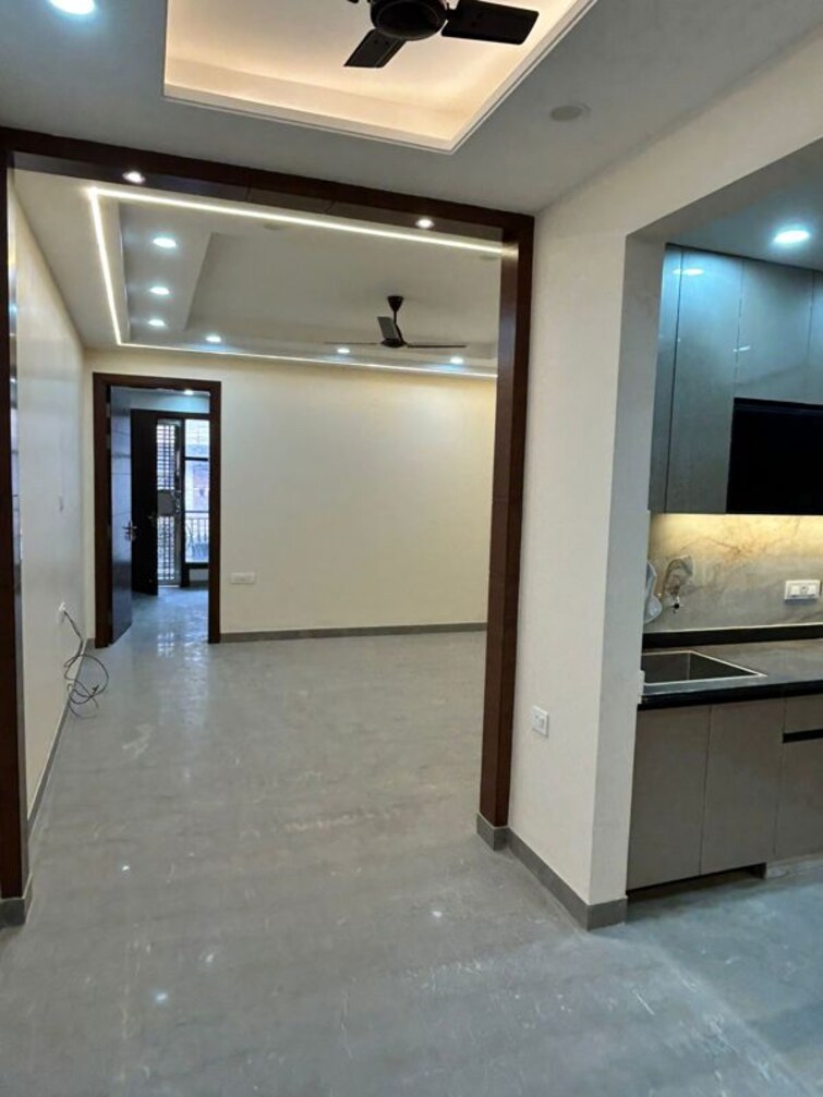Cover Image, west patel nagar 2 Bedroom 1000 Sq.Ft. Builder Floor In West Patel Nagar Delhi 9887381