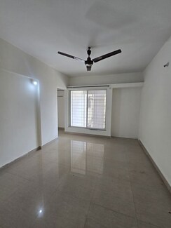 2 BHK Apartment For Rent in Sarthak CHS