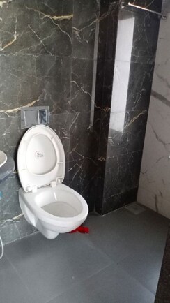 2 BHK Apartment For Rent in Santacruz East