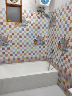 5 BHK + Pooja Room Villa For Sale in Eldeco Towne