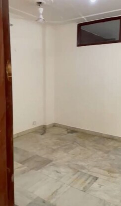 2 BHK Builder Floor For Rent in Sector 12