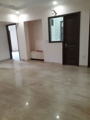 1 BHK Independent House For Rent in Sector 7