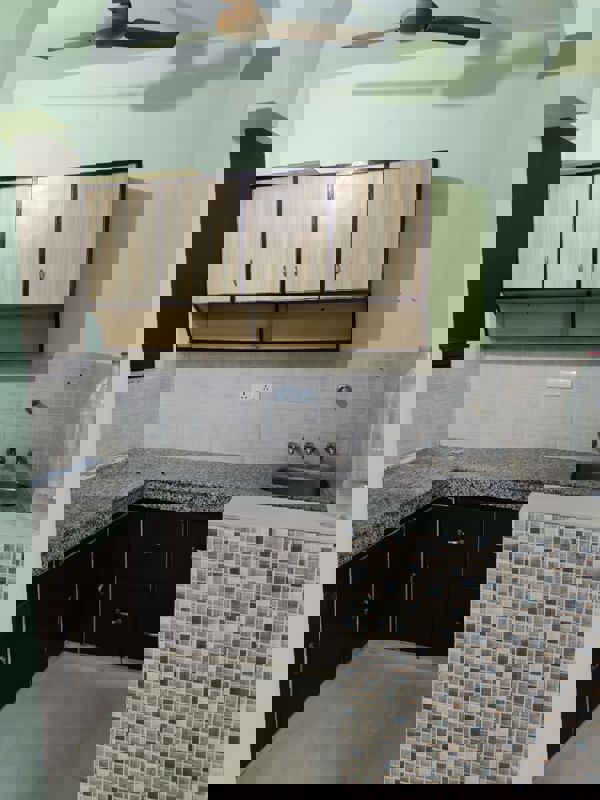 1 BHK + Store Room Independent House For Rent in Sector 7