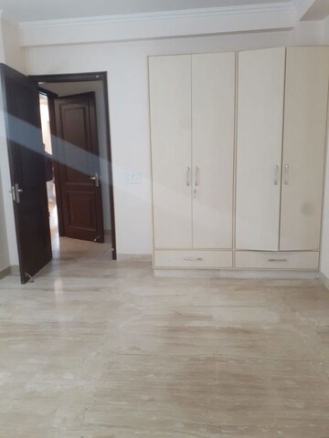 Room in 1 BHK Independent House at Sector 7 – for Rent