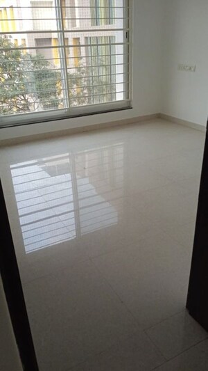 Room in 2 BHK Apartment at Nandan Spectra, Balewadi – for Rent