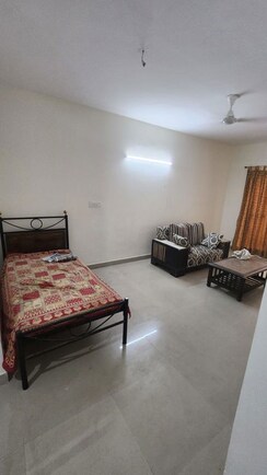1 BHK Builder Floor For Rent in Sector 15