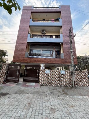 2 BHK Builder Floor – Exterior View View at Sahastradhara Road - for Rent