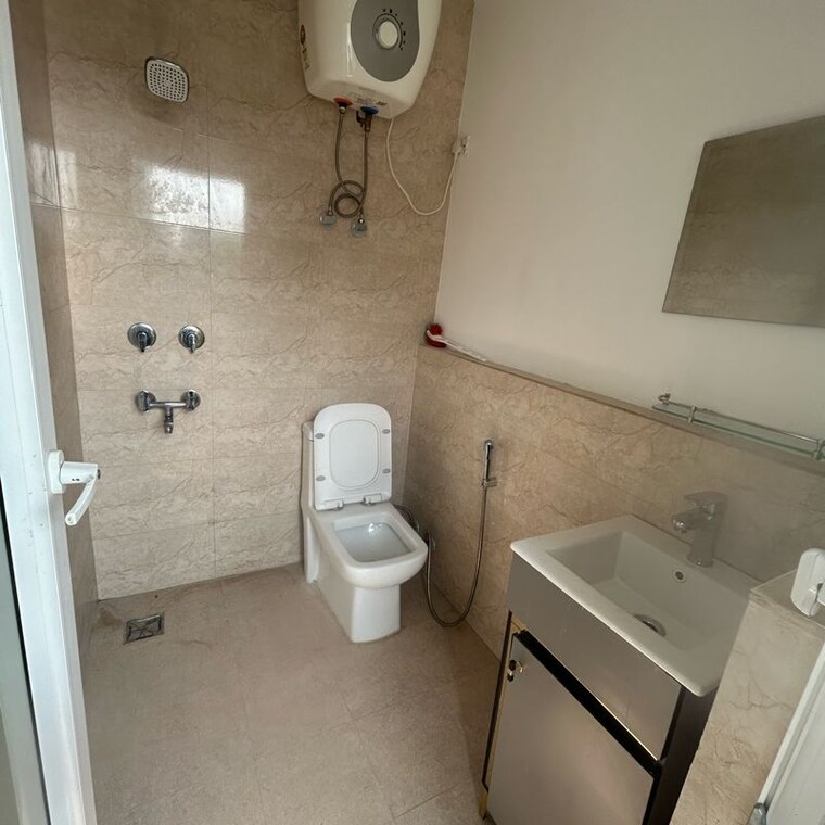 Bathroom, south extension i 1 Bedroom 200 Sq.Ft. Builder Floor In South Extension I Delhi 9829697