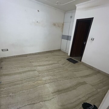 Room in 2 BHK Builder Floor at Kotla Mubarakpur – for Rent
