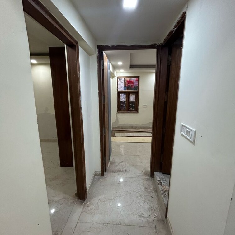 undefined, kotla mubarakpur 3 Bedroom 900 Sq.Ft. Builder Floor In Kotla Mubarakpur Delhi 9887747