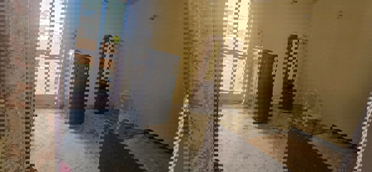 2 BHK Builder Floor For Rent in Sector 16