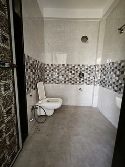 2 BHK Apartment For Rent in Metro Tulsi Elanza