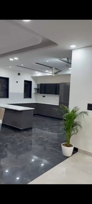 Team Area in 5 BHK Builder Floor at TDI The Retreat, Sector 89 – for Sale