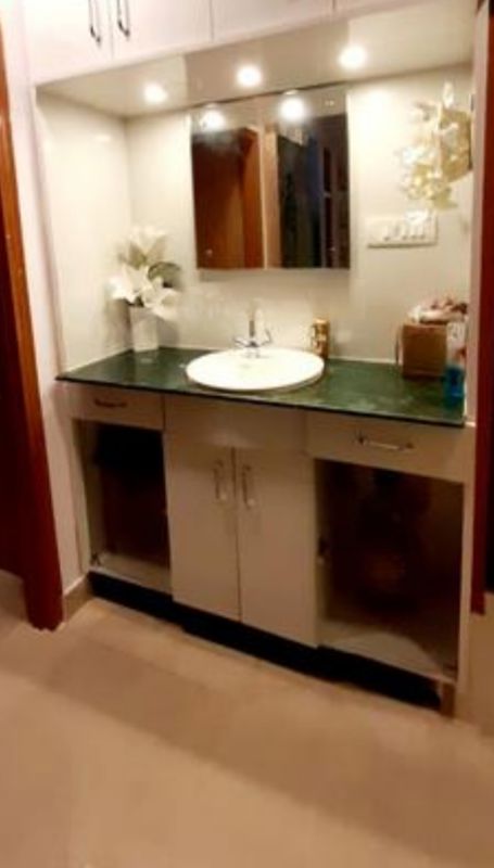 3 BHK + Pooja Room Apartment For Rent in Hazratganj