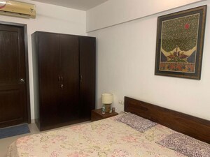 Room in 3 BHK Apartment at Marvel Zephyr, Kharadi – for Rent