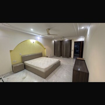 4 BHK Builder Floor For Rent in Chittaranjan Park