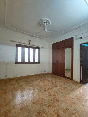 2 BHK Builder Floor For Rent in Malviya Nagar