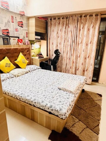 Bedroom in 1.5 BHK Apartment at Rustomjee Central Park, Andheri East – for Rent