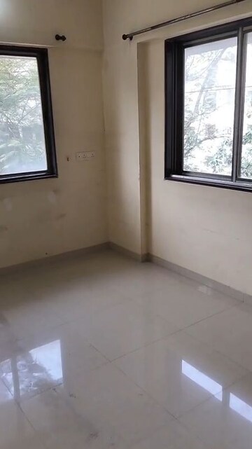Room in 1 BHK Apartment at Mahim – for Rent