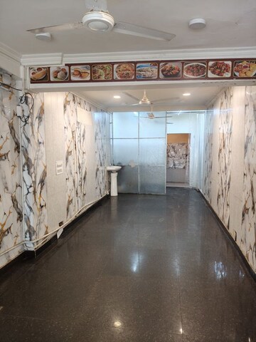  Shop For Rent in Bhogal