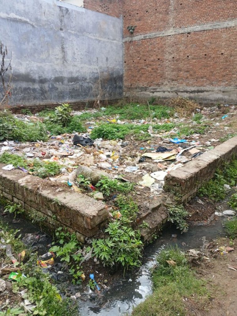 undefined, gomti nagar  1200 Sq.Ft. Plot In Gomti Nagar Lucknow 9888630