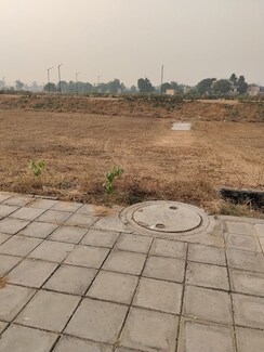 Plot For Sale in Sector 19