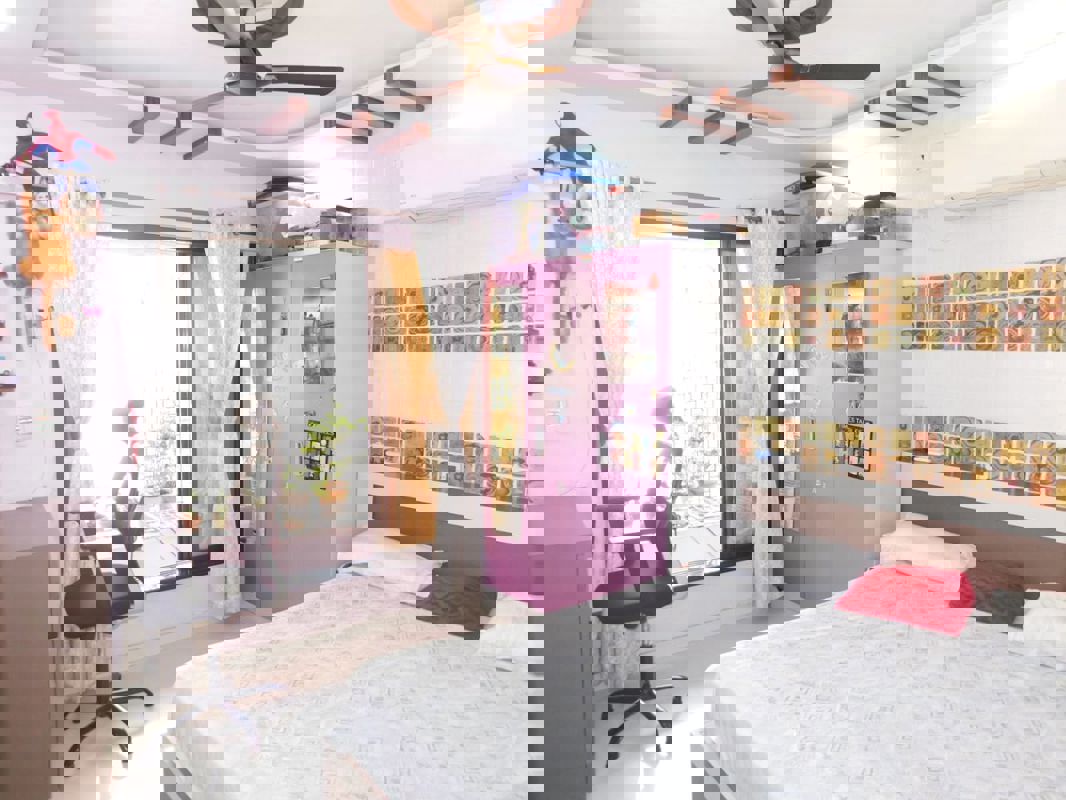 2 BHK 600 Sq.Ft. Apartment in Vaibhav CHS Goregaon