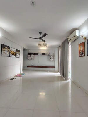 2.5 BHK Apartment For Rent in Godrej 101, Sector 79