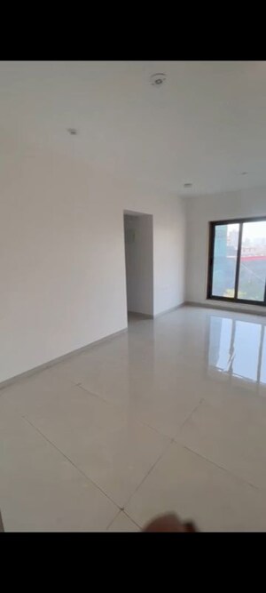 Room in 1 BHK Apartment at IM Applaud 38, Goregaon East – for Rent