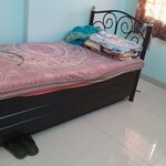 1100 Sq.Ft. Pg in Thane West