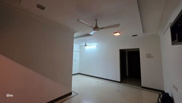 Room in 2 BHK Apartment at Regency Towers, Kavesar – for Rent