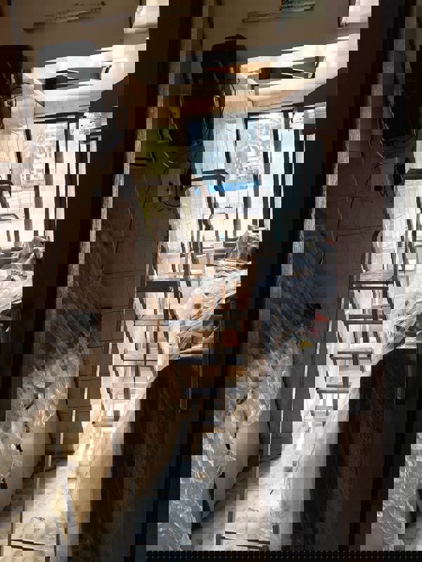 Pg For Rent in Midtown Apartment