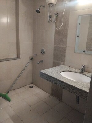 Bathroom in 3 BHK Apartment at Unitech Uniworld Gardens 2, Sector 47 – for Rent