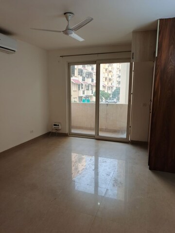 3 BHK Apartment For Rent in Emaar Emerald Floors Premier, Sector 65