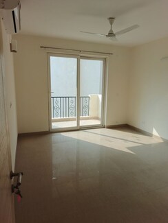 4 BHK + Servant Room Apartment For Sale in Emaar Emerald Floors Premier