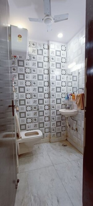 Bathroom in 2 BHK Apartment at Apex Anuradha Apartments, Paschim Vihar – for Rent