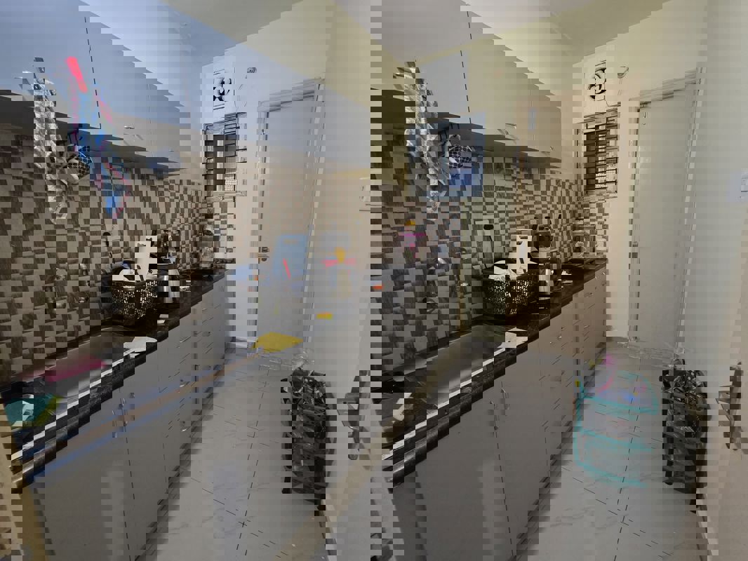 2 BHK + Pooja Room Apartment For Sale in Madinaguda